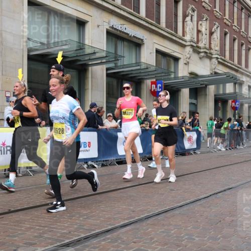 13.09.2026 - 21. swb-Marathon Bremen Strokosch-Dieckow http://msf.ph/oto/10338183 13.09.2026 11:05:45 Ziel 10018, 10204, 10305, 10375, 10382, 10619, 10662, 11029, 11132, 11156, 11164, 11460, 11477, 11674, 11690, 11775, 11786, 12186, 12486, 12523, 12528, 10168, 10186, 10238, 10259, 10260, 10305, 10432, 10457, 10864, 11024, 11146, 11314, 11387, 11394, 11520, 11521, 11571, 11572, 11724, 11791, 11892, 11947, 12055, 12156, 12251, 12273, 12330, 12362, 12378, 12501, 12523, 12773 meine-sportfotos.de