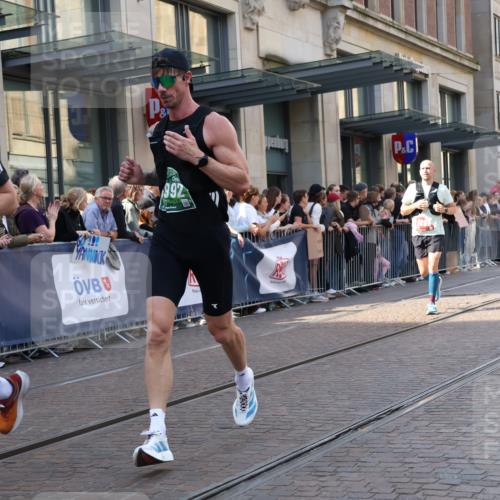 13.09.2026 - 21. swb-Marathon Bremen Strokosch-Dieckow http://msf.ph/oto/10338186 13.09.2026 13:26:10 Ziel 1368, 1649, 2434, 2658, 2779, 3526, 3603, 3983, 4077, 5747, 5934, 5992, 6230, 6548, 6639, 7626, 8817, 9260, 13195, 1163, 1647, 1896, 2033, 2062, 2666, 2708, 2987, 3248, 3516, 4067, 4476, 4723, 4724, 5013, 5558, 5622, 5701, 5854, 5906, 6135, 6605, 6886, 7638, 7780, 8271, 8361, 8592, 8635, 9266, 9794 meine-sportfotos.de