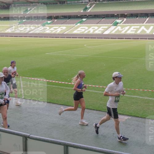 13.09.2026 - 21. swb-Marathon Bremen Michael Burmester http://msf.ph/oto/10338193 13.09.2026 13:15:47 Laufen im Stadion 143, 153, 231, 263, 266, 300, 414, 598, 612, 653, 1008, 1047, 1185, 1312, 1465, 1539, 1818, 1819, 1874, 2013, 2218, 2235, 2314, 2351, 2359, 2363, 2385, 2386, 2466, 2468, 2484, 2494, 2579, 2664, 2667, 2678, 2690, 2691, 2698, 2737, 2760, 2778, 2783, 2799, 2838, 2846, 2859, 2861, 2865, 2874, 2958, 2974, 2978, 3001, 3075, 3133, 3157, 3165, 3185, 3237, 3265, 3331, 3355, 3382, 3387, 3486, 3512, 3670, 3680, 3829, 3847, 4034, 4080, 4511 meine-sportfotos.de