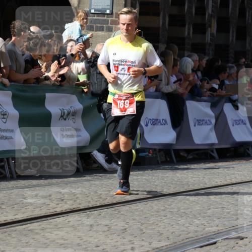 13.09.2026 - 21. swb-Marathon Bremen Strokosch-Dieckow http://msf.ph/oto/10338308 13.09.2026 13:19:37 Ziel 189, 666, 1599, 2390, 2423, 2535, 3182, 3508, 4319, 4819, 5172, 5371, 6008, 6137, 6633, 7754, 9552, 9638, 9805, 161, 411, 461, 1010, 1281, 1468, 1642, 2870, 2906, 3319, 3966, 4101, 4479, 4480, 7037, 7655, 8185, 8263, 9082, 9359, 9984 meine-sportfotos.de