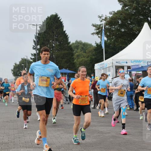 13.09.2026 - Kiel Lauf Andreas Tolksdorf http://msf.ph/oto/10338362 13.09.2026 09:55:03 Kiellinie 3, 84, 3249, 1, 39, 6045, 8567, 202, 8026, 8628, 9208 meine-sportfotos.de