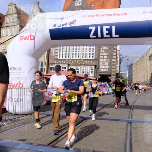 13.09.2026 - 21. swb-Marathon Bremen Tim E. http://msf.ph/oto/10338396 13.09.2026 11:08:44 Ziel 10229, 10851, 11065, 11124, 11509, 11560, 11561, 11678, 11888, 11968, 12073, 12164, 12315, 12325, 12410, 12516 meine-sportfotos.de