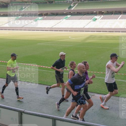 13.09.2026 - 21. swb-Marathon Bremen Michael Burmester http://msf.ph/oto/10338398 13.09.2026 13:16:06 Laufen im Stadion 134, 143, 153, 231, 263, 266, 267, 271, 300, 414, 598, 612, 653, 990, 1047, 1185, 1312, 1465, 1539, 1825, 1874, 1987, 2013, 2218, 2235, 2259, 2351, 2359, 2363, 2381, 2385, 2386, 2466, 2468, 2484, 2494, 2562, 2579, 2664, 2667, 2678, 2690, 2691, 2698, 2737, 2760, 2778, 2783, 2797, 2799, 2846, 2859, 2861, 2865, 2874, 2958, 2974, 2996, 3001, 3075, 3133, 3157, 3165, 3185, 3237, 3265, 3331, 3355, 3366, 3382, 3387, 3486, 3501, 3512, 3670, 3680, 3829, 3847, 4034, 4511 meine-sportfotos.de