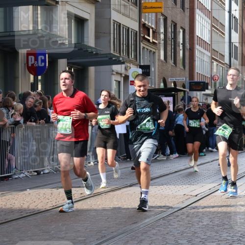 13.09.2026 - 21. swb-Marathon Bremen Strokosch-Dieckow http://msf.ph/oto/10338437 13.09.2026 13:26:21 Ziel 1368, 2779, 3526, 3603, 3852, 3893, 4077, 4441, 4598, 4919, 5054, 5937, 6289, 6314, 6375, 6548, 6580, 8112, 9260, 9551, 13097, 13195, 1649, 1896, 2434, 2658, 2666, 3516, 3603, 3983, 4723, 4724, 5558, 5747, 5854, 5906, 5934, 5992, 6230, 6639, 6886, 7626, 8361, 8635, 8817, 9266, 9794, 13195 meine-sportfotos.de