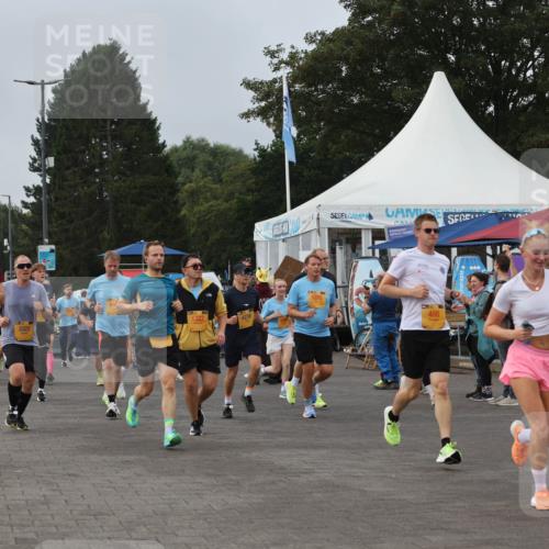 13.09.2026 - Kiel Lauf Andreas Tolksdorf http://msf.ph/oto/10338489 13.09.2026 09:55:08 Kiellinie 2390, 3322, 65, 4236, 5295, 400, 595 meine-sportfotos.de