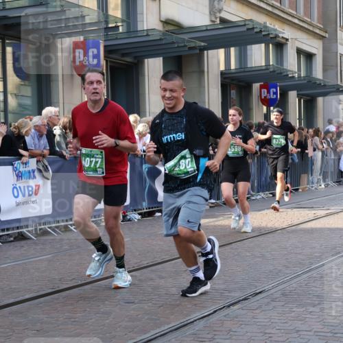 13.09.2026 - 21. swb-Marathon Bremen Strokosch-Dieckow http://msf.ph/oto/10338505 13.09.2026 13:26:22 Ziel 1368, 2779, 3526, 3852, 3893, 4077, 4441, 4598, 4919, 5054, 5937, 6289, 6314, 6375, 6548, 6580, 8112, 9260, 9551, 13097, 1649, 1896, 2434, 2658, 2666, 3516, 3603, 3983, 4723, 4724, 5747, 5854, 5906, 5934, 5992, 6230, 6639, 6886, 7626, 8635, 8817, 9266, 9794, 13195 meine-sportfotos.de