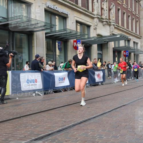 13.09.2026 - 21. swb-Marathon Bremen Strokosch-Dieckow http://msf.ph/oto/10338550 13.09.2026 11:05:57 Ziel 10204, 10375, 10376, 10662, 10681, 10682, 10852, 10853, 11028, 11029, 11156, 11340, 11374, 11432, 11460, 11674, 11690, 11729, 11775, 11786, 11849, 12217, 12479, 12486, 10018, 10168, 10238, 10259, 10260, 10305, 10382, 10457, 10619, 10864, 11024, 11132, 11164, 11477, 11520, 11791, 11947, 12156, 12186, 12378, 12501, 12523, 12528, 12773 meine-sportfotos.de
