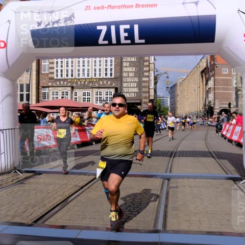 13.09.2026 - 21. swb-Marathon Bremen Tim E. http://msf.ph/oto/10338555 13.09.2026 11:08:49 Ziel 10229, 10609, 11065, 11124, 11509, 11560, 11561, 11678, 11834, 11888, 11968, 12073, 12162, 12164, 12315, 12410, 12516 meine-sportfotos.de