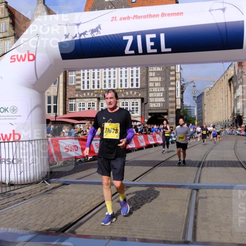 13.09.2026 - 21. swb-Marathon Bremen Tim E. http://msf.ph/oto/10338638 13.09.2026 11:08:52 Ziel 10229, 10399, 10609, 11065, 11124, 11358, 11560, 11561, 11678, 11710, 11834, 11888, 11968, 12073, 12162, 12164, 12410, 12516 meine-sportfotos.de