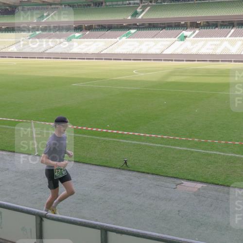 13.09.2026 - 21. swb-Marathon Bremen Michael Burmester http://msf.ph/oto/10338648 13.09.2026 13:16:49 Laufen im Stadion 134, 143, 153, 231, 267, 271, 449, 588, 598, 612, 653, 990, 1057, 1185, 1312, 1424, 1425, 1465, 1539, 1790, 1813, 1825, 1874, 1987, 2013, 2067, 2096, 2218, 2259, 2351, 2363, 2381, 2385, 2386, 2389, 2419, 2468, 2532, 2550, 2562, 2579, 2586, 2655, 2664, 2667, 2678, 2698, 2778, 2783, 2797, 2799, 2821, 2846, 2874, 2974, 2984, 2996, 3001, 3075, 3104, 3133, 3157, 3165, 3180, 3185, 3195, 3213, 3237, 3265, 3314, 3331, 3366, 3382, 3387, 3431, 3479, 3486, 3501, 3506, 3512 meine-sportfotos.de