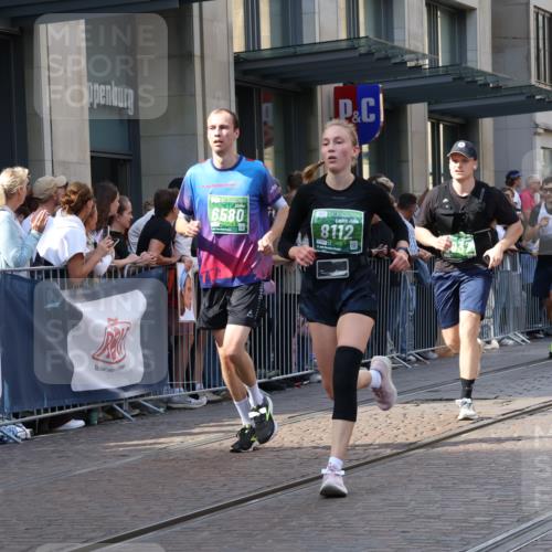 13.09.2026 - 21. swb-Marathon Bremen Strokosch-Dieckow http://msf.ph/oto/10338723 13.09.2026 13:26:29 Ziel 531, 946, 2089, 2779, 3076, 3302, 3510, 3526, 3527, 3852, 3893, 4077, 4327, 4441, 4598, 4919, 5054, 5689, 5937, 5943, 6289, 6314, 6375, 6455, 6548, 6580, 7246, 7317, 8112, 8303, 9150, 9551, 13097, 1368, 1649, 2434, 2658, 3603, 3983, 4077, 4723, 4724, 5747, 5854, 5906, 5934, 5992, 6230, 6639, 7626, 8817, 9260, 13195 meine-sportfotos.de