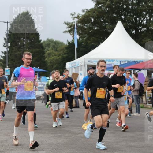 13.09.2026 - Kiel Lauf Andreas Tolksdorf http://msf.ph/oto/10338776 13.09.2026 09:55:18 Kiellinie 5982, 11129, 811, 39, 11530, 453, 115, 38, 10883 meine-sportfotos.de