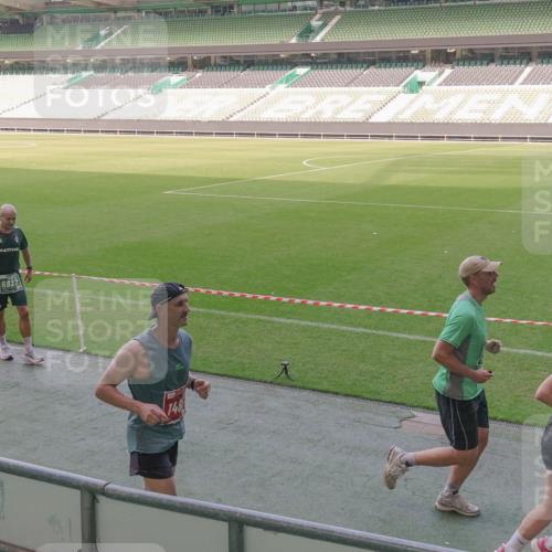 13.09.2026 - 21. swb-Marathon Bremen Michael Burmester http://msf.ph/oto/10338777 13.09.2026 13:17:08 Laufen im Stadion 134, 143, 153, 231, 267, 271, 311, 449, 588, 598, 612, 653, 990, 1057, 1185, 1312, 1424, 1425, 1465, 1539, 1790, 1813, 1825, 1987, 2013, 2067, 2096, 2218, 2259, 2351, 2363, 2381, 2389, 2419, 2468, 2532, 2550, 2562, 2579, 2586, 2601, 2647, 2655, 2664, 2678, 2698, 2778, 2797, 2799, 2821, 2846, 2974, 2984, 2996, 3001, 3104, 3133, 3180, 3195, 3213, 3237, 3314, 3331, 3337, 3366, 3387, 3421, 3431, 3479, 3486, 3501, 3506, 3512, 3548 meine-sportfotos.de