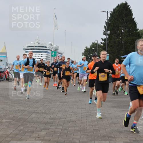 13.09.2026 - Kiel Lauf Andreas Tolksdorf http://msf.ph/oto/10338876 13.09.2026 09:55:23 Kiellinie 34 meine-sportfotos.de