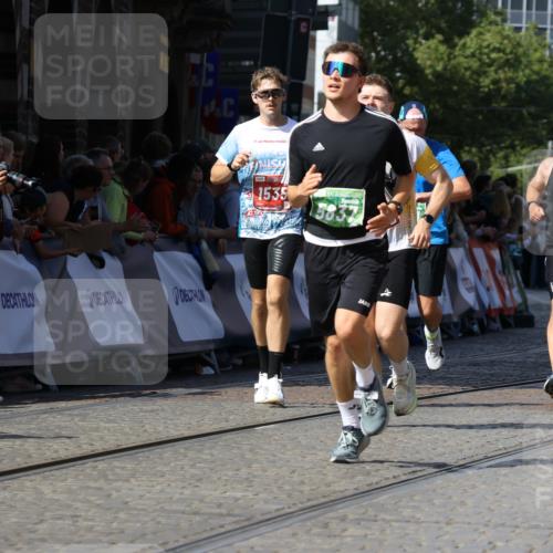 13.09.2026 - 21. swb-Marathon Bremen Strokosch-Dieckow http://msf.ph/oto/10338899 13.09.2026 13:19:58 Ziel 161, 461, 926, 1010, 1232, 1281, 1468, 1535, 1642, 2870, 2906, 3966, 4455, 4479, 4480, 4977, 4978, 7037, 7140, 7268, 7655, 7945, 8153, 8185, 9359, 9984, 13163, 205, 431, 655, 1058, 1252, 1390, 1537, 1931, 2122, 2343, 2807, 2885, 2903, 3685, 3690, 4287, 5340, 5389, 5837, 6663, 7341, 7531, 9518, 9756 meine-sportfotos.de