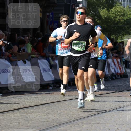 13.09.2026 - 21. swb-Marathon Bremen Strokosch-Dieckow http://msf.ph/oto/10338912 13.09.2026 13:19:58 Ziel 161, 461, 926, 1010, 1232, 1281, 1468, 1535, 1642, 2870, 2906, 3966, 4455, 4479, 4480, 4977, 4978, 7037, 7140, 7268, 7655, 7945, 8153, 8185, 9359, 9984, 13163, 205, 431, 655, 1058, 1252, 1390, 1537, 1931, 2122, 2343, 2807, 2885, 2903, 3685, 3690, 4287, 5340, 5389, 5837, 6663, 7341, 7531, 9518, 9756 meine-sportfotos.de
