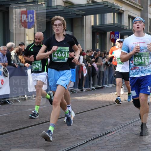 13.09.2026 - 21. swb-Marathon Bremen Strokosch-Dieckow http://msf.ph/oto/10339024 13.09.2026 13:26:36 Ziel 531, 946, 1493, 1494, 2089, 3076, 3302, 3510, 3527, 3852, 3893, 4327, 4397, 4441, 4563, 4598, 4919, 5054, 5689, 5937, 5943, 6289, 6314, 6375, 6455, 6580, 7027, 7072, 7246, 7317, 8112, 8303, 9150, 9511, 9551, 9854, 9878, 13097, 1368, 1649, 2434, 2658, 2779, 3526, 3603, 3983, 4077, 5747, 5934, 5992, 6230, 6375, 6548, 6639, 7626, 8817, 9260, 13195 meine-sportfotos.de