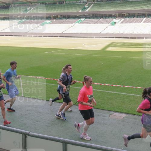 13.09.2026 - 21. swb-Marathon Bremen Michael Burmester http://msf.ph/oto/10339123 13.09.2026 13:18:00 Laufen im Stadion 134, 267, 271, 311, 404, 449, 486, 546, 588, 732, 753, 837, 921, 990, 1057, 1424, 1425, 1431, 1790, 1813, 1825, 1844, 1868, 1987, 2056, 2067, 2096, 2123, 2137, 2259, 2294, 2357, 2358, 2381, 2389, 2419, 2453, 2532, 2550, 2562, 2586, 2601, 2614, 2647, 2655, 2797, 2821, 2849, 2857, 2879, 2880, 2893, 2984, 2996, 2999, 3096, 3100, 3104, 3146, 3180, 3195, 3210, 3213, 3314, 3337, 3366, 3421, 3431, 3476, 3479, 3501, 3506, 3537, 3548, 3619, 3633, 3654, 3740, 3879, 4478 meine-sportfotos.de