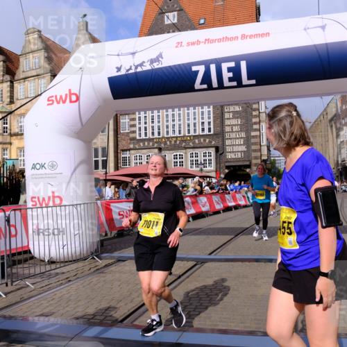 13.09.2026 - 21. swb-Marathon Bremen Tim E. http://msf.ph/oto/10339188 13.09.2026 11:09:18 Ziel 10217, 10321, 10455, 10570, 10599, 10630, 11011, 11053, 11074, 11091, 11138, 11304, 11434, 11531, 11578, 11812, 11905, 12192, 12337, 12353, 12438, 12554 meine-sportfotos.de