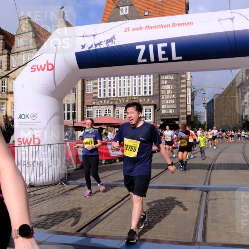 13.09.2026 - 21. swb-Marathon Bremen Tim E. http://msf.ph/oto/10339308 13.09.2026 11:09:29 Ziel 10314, 10321, 10570, 10630, 10664, 10686, 10694, 10983, 11011, 11091, 11138, 11304, 11578, 11764, 11882, 11915, 11987, 12155, 12192, 12337, 12491, 12554, 13607 meine-sportfotos.de
