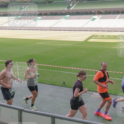 13.09.2026 - 21. swb-Marathon Bremen Michael Burmester http://msf.ph/oto/10339321 13.09.2026 13:18:37 Laufen im Stadion 311, 333, 404, 486, 512, 546, 588, 732, 753, 837, 921, 1424, 1425, 1431, 1506, 1765, 1790, 1844, 1868, 2056, 2067, 2096, 2123, 2137, 2224, 2240, 2294, 2357, 2358, 2389, 2419, 2453, 2532, 2557, 2563, 2601, 2614, 2622, 2647, 2655, 2689, 2703, 2786, 2843, 2845, 2849, 2857, 2879, 2880, 2893, 2944, 2983, 2984, 2999, 3031, 3046, 3072, 3096, 3100, 3104, 3146, 3180, 3189, 3195, 3198, 3210, 3285, 3287, 3314, 3337, 3421, 3431, 3476, 3537, 3548, 3619, 3633, 3654, 3740, 3879, 4478 meine-sportfotos.de