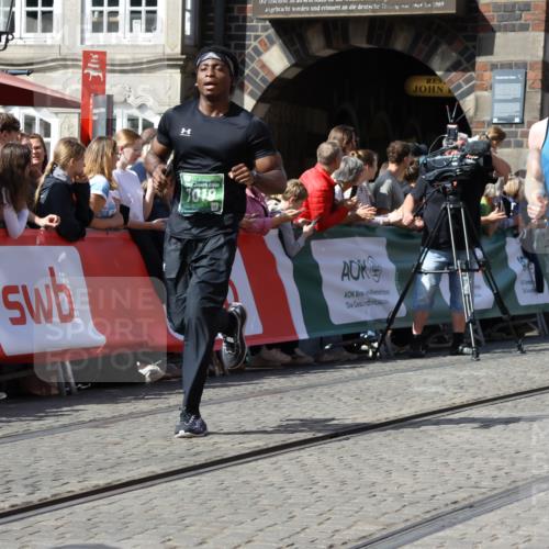 13.09.2026 - 21. swb-Marathon Bremen Strokosch-Dieckow http://msf.ph/oto/10339408 13.09.2026 13:20:17 Ziel 205, 411, 431, 495, 511, 1053, 1252, 1390, 1551, 1972, 2343, 2807, 3240, 3319, 3411, 3966, 4101, 4287, 5340, 5389, 5813, 5837, 6663, 7404, 7488, 7531, 8263, 9082, 9359, 13192, 201, 232, 334, 1197, 1646, 2493, 2577, 2953, 3813, 4351, 4358, 5137, 5450, 5493, 6495, 6496, 6901, 8178, 9047, 9721, 13222 meine-sportfotos.de
