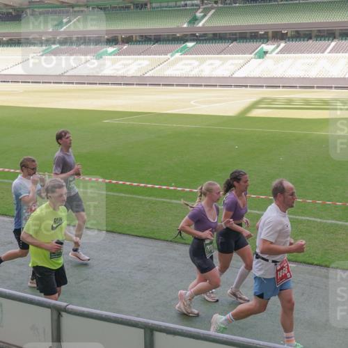 13.09.2026 - 21. swb-Marathon Bremen Michael Burmester http://msf.ph/oto/10339414 13.09.2026 13:18:53 Laufen im Stadion 311, 333, 404, 486, 512, 546, 732, 753, 837, 921, 938, 1156, 1424, 1425, 1431, 1506, 1765, 1790, 1844, 1868, 2056, 2123, 2137, 2224, 2240, 2294, 2315, 2357, 2358, 2419, 2453, 2557, 2563, 2601, 2614, 2622, 2647, 2689, 2702, 2703, 2722, 2786, 2843, 2845, 2849, 2857, 2879, 2880, 2893, 2944, 2983, 2999, 3031, 3046, 3072, 3096, 3100, 3116, 3146, 3180, 3189, 3198, 3210, 3263, 3285, 3287, 3337, 3421, 3431, 3476, 3537, 3548, 3619, 3633, 3654, 3740, 3879, 4478 meine-sportfotos.de