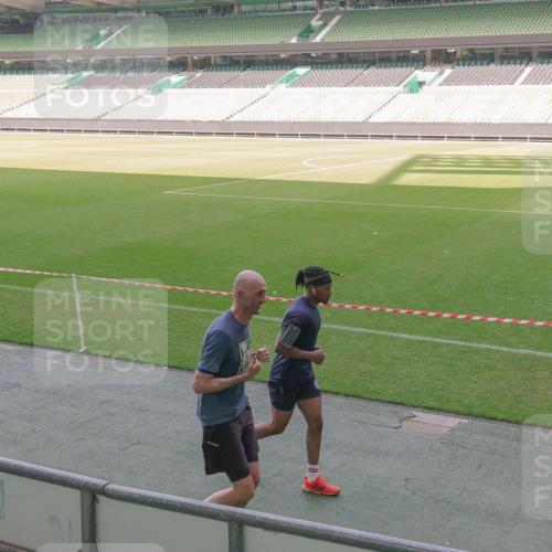 13.09.2026 - 21. swb-Marathon Bremen Michael Burmester http://msf.ph/oto/10339475 13.09.2026 13:19:03 Laufen im Stadion 311, 333, 404, 486, 512, 546, 732, 753, 837, 921, 938, 1156, 1431, 1506, 1765, 1844, 1868, 1916, 2056, 2123, 2137, 2224, 2240, 2294, 2315, 2357, 2358, 2453, 2557, 2563, 2614, 2622, 2626, 2647, 2689, 2702, 2703, 2722, 2786, 2843, 2845, 2849, 2857, 2879, 2880, 2893, 2944, 2983, 2999, 3031, 3046, 3072, 3096, 3100, 3116, 3146, 3189, 3198, 3210, 3243, 3263, 3285, 3287, 3315, 3476, 3537, 3548, 3619, 3633, 3654, 3740, 3879, 4478 meine-sportfotos.de