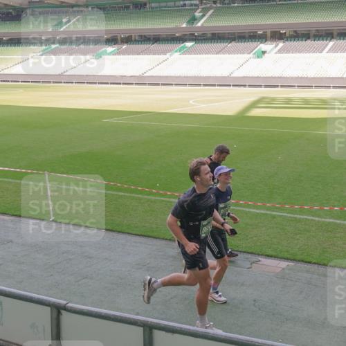 13.09.2026 - 21. swb-Marathon Bremen Michael Burmester http://msf.ph/oto/10339483 13.09.2026 13:19:05 Laufen im Stadion 311, 333, 404, 486, 512, 546, 732, 753, 837, 921, 938, 1156, 1431, 1506, 1765, 1844, 1868, 1916, 2056, 2123, 2137, 2224, 2240, 2294, 2315, 2357, 2358, 2453, 2557, 2563, 2614, 2622, 2626, 2647, 2689, 2702, 2703, 2722, 2786, 2843, 2845, 2849, 2857, 2879, 2880, 2893, 2944, 2983, 2999, 3031, 3046, 3072, 3096, 3100, 3116, 3146, 3189, 3198, 3210, 3243, 3263, 3285, 3287, 3315, 3476, 3537, 3548, 3619, 3633, 3654, 3740, 3879, 4478 meine-sportfotos.de