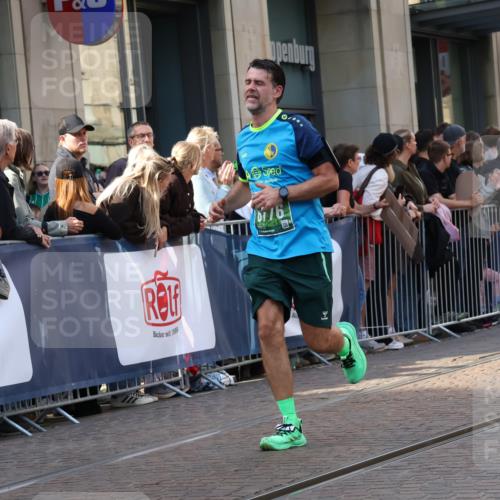 13.09.2026 - 21. swb-Marathon Bremen Strokosch-Dieckow http://msf.ph/oto/10339486 13.09.2026 13:26:54 Ziel 242, 1493, 1494, 2454, 3273, 3385, 3496, 4121, 4397, 4558, 4563, 5689, 6071, 6288, 6776, 7027, 7072, 7849, 8219, 9159, 9343, 9511, 9760, 9854, 9878, 10112, 10113, 13147, 531, 946, 2089, 2779, 3076, 3302, 3510, 3526, 3527, 3852, 3893, 4077, 4327, 4441, 4598, 4919, 5054, 5689, 5937, 5943, 6289, 6314, 6375, 6455, 6548, 6580, 7246, 7317, 8112, 8303, 9150, 9551, 13097 meine-sportfotos.de