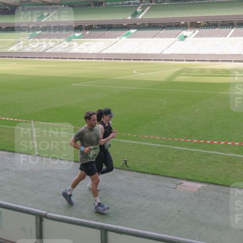 13.09.2026 - 21. swb-Marathon Bremen Michael Burmester http://msf.ph/oto/10339510 13.09.2026 13:19:09 Laufen im Stadion 311, 333, 404, 464, 486, 512, 546, 732, 753, 837, 921, 938, 1066, 1156, 1431, 1506, 1765, 1844, 1868, 1916, 2056, 2123, 2137, 2224, 2240, 2294, 2315, 2357, 2358, 2453, 2557, 2563, 2614, 2622, 2626, 2647, 2689, 2702, 2703, 2722, 2756, 2786, 2843, 2845, 2849, 2857, 2879, 2880, 2893, 2944, 2983, 2999, 3031, 3046, 3059, 3072, 3096, 3100, 3116, 3146, 3189, 3198, 3210, 3243, 3263, 3285, 3287, 3315, 3476, 3537, 3619, 3633, 3654, 3740, 3879, 4478 meine-sportfotos.de
