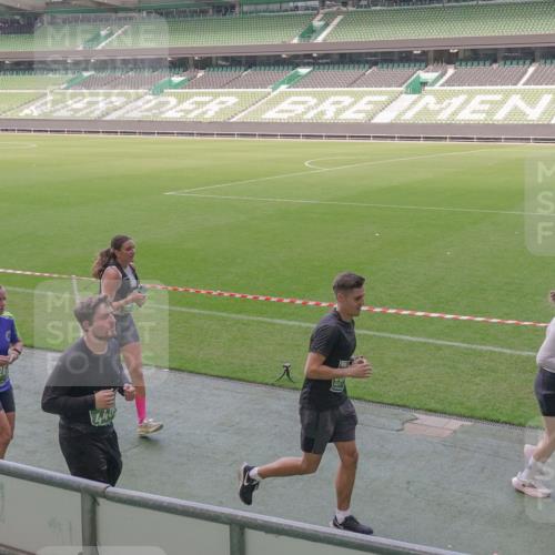13.09.2026 - 21. swb-Marathon Bremen Michael Burmester http://msf.ph/oto/10339619 13.09.2026 13:19:21 Laufen im Stadion 333, 404, 464, 486, 512, 546, 732, 753, 837, 921, 938, 1066, 1156, 1431, 1506, 1765, 1844, 1868, 1916, 2028, 2056, 2123, 2137, 2224, 2240, 2294, 2315, 2357, 2358, 2453, 2557, 2563, 2614, 2622, 2626, 2689, 2702, 2703, 2722, 2756, 2786, 2843, 2845, 2849, 2857, 2879, 2880, 2893, 2944, 2983, 2999, 3031, 3046, 3059, 3072, 3096, 3100, 3116, 3146, 3189, 3198, 3210, 3243, 3263, 3285, 3287, 3310, 3315, 3476, 3537, 3619, 3633, 3654, 3740, 3879, 4478 meine-sportfotos.de