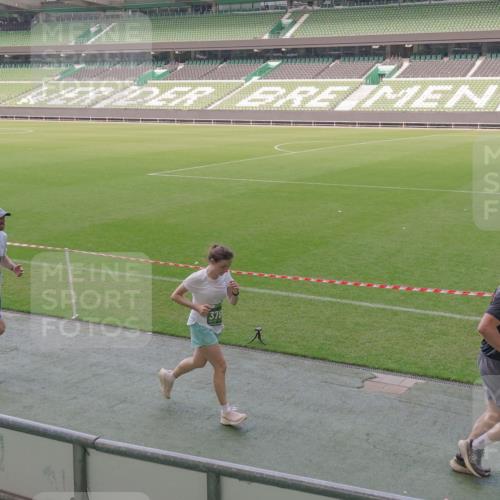 13.09.2026 - 21. swb-Marathon Bremen Michael Burmester http://msf.ph/oto/10339651 13.09.2026 13:19:23 Laufen im Stadion 333, 404, 464, 486, 512, 546, 732, 753, 837, 921, 938, 1066, 1156, 1431, 1506, 1756, 1765, 1815, 1844, 1868, 1916, 2028, 2056, 2123, 2137, 2224, 2240, 2294, 2315, 2357, 2358, 2453, 2533, 2557, 2563, 2614, 2622, 2626, 2689, 2694, 2695, 2702, 2703, 2722, 2756, 2786, 2843, 2845, 2849, 2857, 2879, 2880, 2893, 2944, 2983, 2999, 3031, 3046, 3059, 3072, 3096, 3100, 3116, 3146, 3189, 3198, 3210, 3243, 3263, 3285, 3287, 3310, 3315, 3476, 3537, 3619, 3633, 3740, 3879, 4478 meine-sportfotos.de