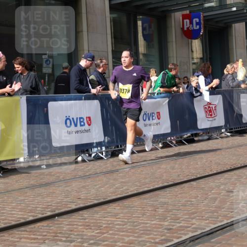 13.09.2026 - 21. swb-Marathon Bremen Strokosch-Dieckow http://msf.ph/oto/10339669 13.09.2026 11:06:45 Ziel 10156, 10360, 10378, 10663, 11100, 11257, 11393, 11439, 11600, 11684, 11696, 11822, 11823, 12255, 10323, 10654, 10795, 10849, 10852, 10853, 10989, 11021, 11028, 11066, 11240, 11370, 12124, 12146, 12217, 12219, 12249, 12485 meine-sportfotos.de