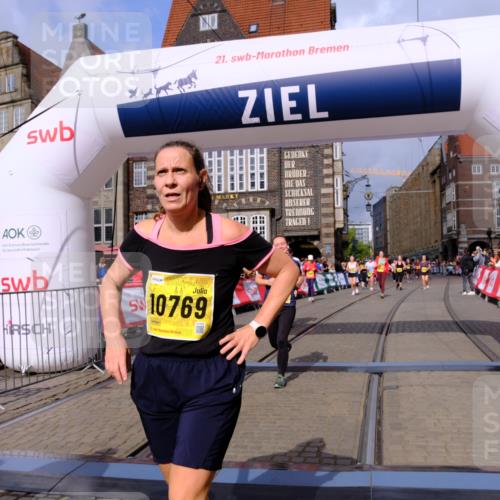 13.09.2026 - 21. swb-Marathon Bremen Tim E. http://msf.ph/oto/10339698 13.09.2026 11:09:45 Ziel 10386, 10424, 10556, 10664, 10694, 10712, 10769, 10823, 10981, 11192, 11225, 11764, 11882, 11883, 11914, 11915, 11937, 11995, 12322, 12409, 12474, 12491, 12532, 13607 meine-sportfotos.de
