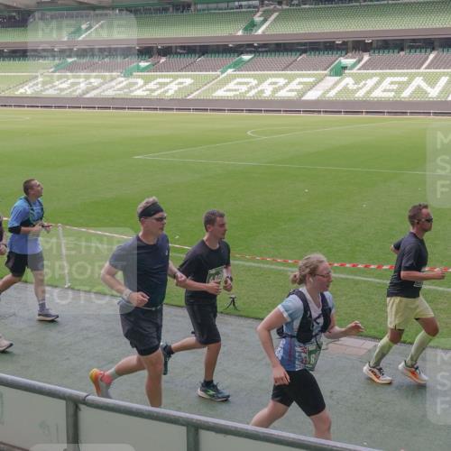 13.09.2026 - 21. swb-Marathon Bremen Michael Burmester http://msf.ph/oto/10339730 13.09.2026 13:19:34 Laufen im Stadion 333, 464, 486, 512, 546, 921, 938, 1066, 1129, 1156, 1409, 1431, 1446, 1506, 1756, 1765, 1815, 1916, 2028, 2123, 2137, 2224, 2240, 2294, 2315, 2349, 2453, 2533, 2557, 2563, 2614, 2622, 2626, 2689, 2694, 2695, 2702, 2703, 2722, 2756, 2786, 2843, 2845, 2849, 2857, 2879, 2944, 2983, 2999, 3031, 3046, 3059, 3072, 3096, 3100, 3116, 3189, 3198, 3243, 3263, 3264, 3285, 3287, 3310, 3315, 3619, 3740, 3879, 4478 meine-sportfotos.de