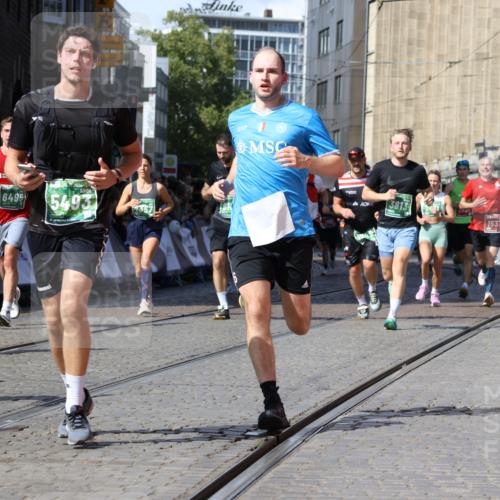 13.09.2026 - 21. swb-Marathon Bremen Strokosch-Dieckow http://msf.ph/oto/10339851 13.09.2026 13:20:29 Ziel 205, 431, 511, 655, 1058, 1252, 1390, 1537, 1750, 1931, 2122, 2343, 2807, 2885, 2903, 3685, 3690, 4287, 5340, 5389, 5583, 5813, 5837, 6663, 6901, 7018, 7341, 7531, 7664, 9518, 9756, 541, 769, 876, 1528, 3813, 4174, 4357, 4482, 5493, 5855, 6177, 6495, 6496, 7411, 8141, 8804, 9162, 9691, 9721, 9949, 13126 meine-sportfotos.de