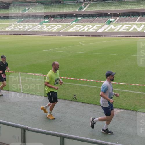 13.09.2026 - 21. swb-Marathon Bremen Michael Burmester http://msf.ph/oto/10339989 13.09.2026 13:20:08 Laufen im Stadion 333, 464, 486, 512, 704, 921, 938, 1066, 1129, 1156, 1409, 1431, 1439, 1446, 1506, 1697, 1756, 1765, 1815, 1846, 1916, 2010, 2028, 2064, 2139, 2201, 2224, 2240, 2278, 2315, 2349, 2394, 2395, 2417, 2437, 2501, 2519, 2533, 2557, 2563, 2588, 2622, 2626, 2689, 2694, 2695, 2702, 2703, 2722, 2756, 2786, 2793, 2843, 2845, 2886, 2944, 2983, 3004, 3017, 3018, 3031, 3035, 3036, 3037, 3046, 3059, 3072, 3102, 3116, 3139, 3189, 3198, 3243, 3263, 3264, 3285, 3287, 3310, 3315, 3619 meine-sportfotos.de