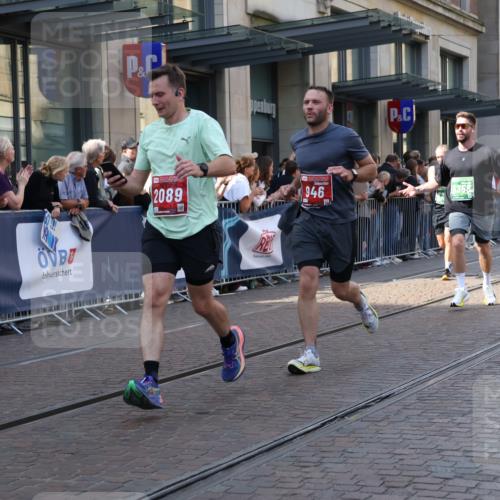 13.09.2026 - 21. swb-Marathon Bremen Strokosch-Dieckow http://msf.ph/oto/10339994 13.09.2026 13:27:07 Ziel 242, 323, 593, 940, 1006, 1373, 1574, 2345, 2668, 3273, 3385, 3460, 3496, 3521, 4558, 5081, 5220, 5290, 5358, 5557, 5616, 6071, 6288, 6306, 7110, 7849, 8219, 9159, 9343, 9760, 10112, 10113, 13147, 531, 946, 1493, 1494, 2089, 2454, 3076, 3302, 3510, 3527, 3893, 4121, 4327, 4397, 4441, 4563, 4919, 5054, 5689, 5937, 5943, 6314, 6455, 6580, 6776, 7027, 7072, 7246, 7317, 7849, 8303, 9150, 9511, 9551, 9854, 9878, 13097 meine-sportfotos.de