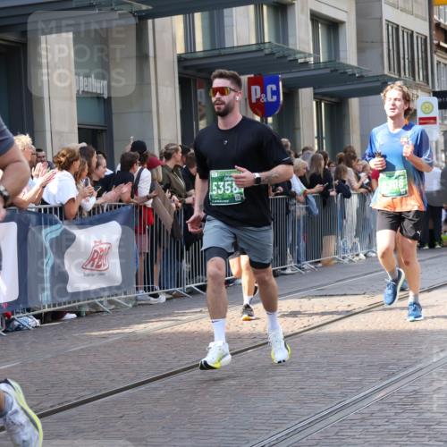 13.09.2026 - 21. swb-Marathon Bremen Strokosch-Dieckow http://msf.ph/oto/10340030 13.09.2026 13:27:08 Ziel 242, 323, 593, 857, 940, 1006, 1373, 1574, 2345, 2668, 3273, 3385, 3460, 3496, 3521, 4421, 4558, 5081, 5220, 5290, 5358, 5557, 5616, 6071, 6288, 6306, 7110, 8219, 9159, 9343, 9760, 10112, 10113, 13147, 531, 946, 1493, 1494, 2089, 2454, 3076, 3302, 3510, 3527, 4121, 4327, 4397, 4441, 4563, 4919, 5054, 5689, 5937, 5943, 6314, 6455, 6580, 6776, 7027, 7072, 7246, 7317, 7849, 8219, 8303, 9150, 9511, 9551, 9854, 9878, 13097 meine-sportfotos.de