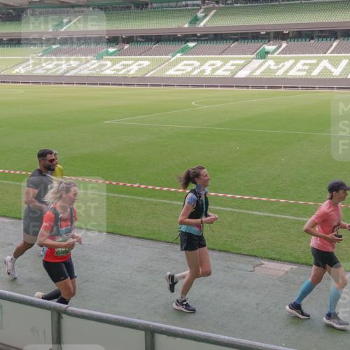 13.09.2026 - 21. swb-Marathon Bremen Michael Burmester http://msf.ph/oto/10340060 13.09.2026 13:20:20 Laufen im Stadion 333, 464, 512, 620, 704, 938, 1066, 1129, 1156, 1409, 1439, 1446, 1506, 1697, 1756, 1808, 1815, 1846, 1916, 2010, 2028, 2064, 2139, 2201, 2224, 2240, 2258, 2278, 2315, 2349, 2394, 2395, 2414, 2417, 2437, 2501, 2519, 2533, 2557, 2563, 2588, 2626, 2689, 2694, 2695, 2702, 2703, 2722, 2736, 2756, 2786, 2793, 2843, 2845, 2886, 2983, 3004, 3010, 3017, 3018, 3031, 3035, 3036, 3037, 3046, 3059, 3070, 3072, 3074, 3102, 3116, 3139, 3189, 3198, 3243, 3263, 3264, 3310, 3315 meine-sportfotos.de
