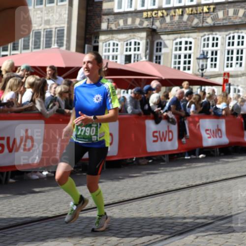 13.09.2026 - 21. swb-Marathon Bremen Strokosch-Dieckow http://msf.ph/oto/10340257 13.09.2026 13:31:51 Ziel 310, 922, 1600, 1627, 2602, 2707, 3152, 3343, 3392, 3579, 3858, 3859, 4258, 4273, 4692, 4889, 5375, 5426, 5504, 5765, 5979, 6039, 6147, 6581, 6968, 6971, 7001, 7032, 7608, 7941, 8042, 8205, 8239, 8339, 8364, 8495, 8522, 9155, 9293, 9903, 846, 2310, 2934, 3205, 3946, 4797, 4979, 5325, 6116, 7526, 8048, 8247, 8610, 8970, 9640 meine-sportfotos.de