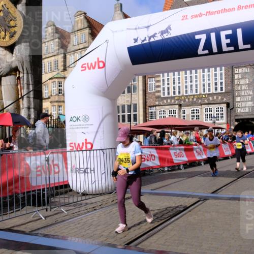 13.09.2026 - 21. swb-Marathon Bremen Tim E. http://msf.ph/oto/10340260 13.09.2026 11:10:14 Ziel 10299, 10435, 10645, 10737, 10751, 11119, 11383, 11437, 11441, 12449 meine-sportfotos.de