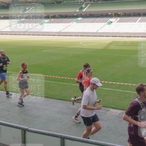 13.09.2026 - 21. swb-Marathon Bremen Michael Burmester http://msf.ph/oto/10340270 13.09.2026 13:20:41 Laufen im Stadion 333, 423, 464, 512, 620, 704, 782, 938, 1066, 1129, 1156, 1158, 1177, 1316, 1409, 1439, 1446, 1676, 1697, 1756, 1808, 1815, 1846, 1916, 2010, 2028, 2064, 2139, 2201, 2240, 2258, 2278, 2315, 2349, 2394, 2395, 2414, 2417, 2437, 2501, 2519, 2533, 2551, 2588, 2626, 2689, 2694, 2695, 2702, 2703, 2722, 2736, 2756, 2793, 2828, 2886, 2954, 3004, 3010, 3017, 3018, 3035, 3036, 3037, 3059, 3070, 3074, 3102, 3116, 3139, 3144, 3243, 3263, 3264, 3310, 3315 meine-sportfotos.de