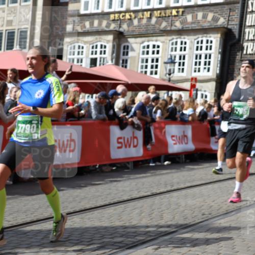 13.09.2026 - 21. swb-Marathon Bremen Strokosch-Dieckow http://msf.ph/oto/10340288 13.09.2026 13:31:51 Ziel 310, 922, 1600, 1627, 2602, 2707, 3152, 3343, 3392, 3579, 3858, 3859, 4258, 4273, 4692, 4889, 5375, 5426, 5504, 5765, 5979, 6039, 6147, 6581, 6968, 6971, 7001, 7032, 7608, 7941, 8042, 8205, 8239, 8339, 8364, 8495, 8522, 9155, 9293, 9903, 846, 2310, 2934, 3205, 3946, 4797, 4979, 5325, 6116, 7526, 8048, 8247, 8610, 8970, 9640 meine-sportfotos.de
