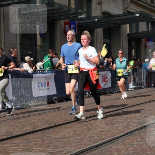 13.09.2026 - 21. swb-Marathon Bremen Strokosch-Dieckow http://msf.ph/oto/10340388 13.09.2026 11:07:11 Ziel 10138, 10205, 10279, 10280, 10363, 10364, 10488, 10501, 10505, 10580, 10695, 10748, 10907, 10935, 11123, 11223, 11246, 11417, 11643, 11759, 11767, 11865, 11899, 11917, 11924, 11934, 12020, 12167, 12168, 12173, 12194, 12210, 12266, 12277, 12419, 12509, 12536, 10156, 10360, 10378, 10663, 11100, 11257, 11393, 11439, 11600, 11684, 11696, 11759, 11822, 11823, 12255 meine-sportfotos.de
