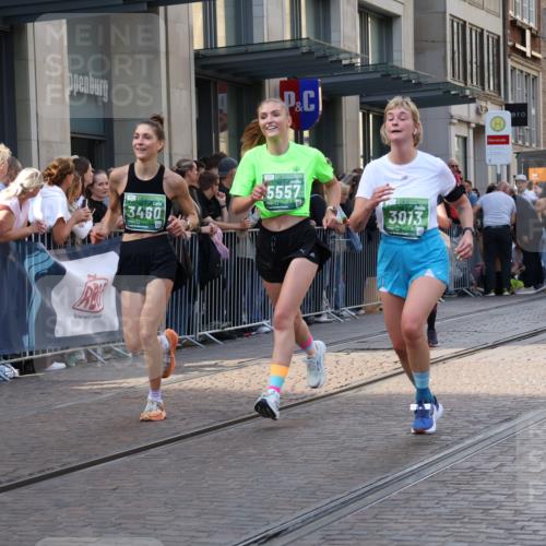 13.09.2026 - 21. swb-Marathon Bremen Strokosch-Dieckow http://msf.ph/oto/10340427 13.09.2026 13:27:19 Ziel 323, 440, 593, 857, 940, 1006, 1373, 1574, 1932, 2345, 2668, 2686, 3013, 3460, 3521, 3970, 4421, 4496, 4593, 4744, 5081, 5220, 5290, 5358, 5557, 5616, 6067, 6306, 7042, 7110, 7138, 7358, 8351, 9494, 9727, 13198, 242, 1493, 1494, 2454, 3273, 3385, 3496, 4121, 4397, 4558, 4563, 5689, 6071, 6288, 6776, 7027, 7072, 7849, 8219, 9159, 9343, 9511, 9760, 9854, 9878, 10112, 10113, 13147 meine-sportfotos.de