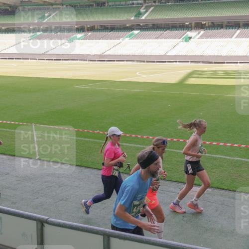 13.09.2026 - 21. swb-Marathon Bremen Michael Burmester http://msf.ph/oto/10340545 13.09.2026 13:21:18 Laufen im Stadion 128, 258, 351, 423, 441, 464, 601, 620, 704, 782, 851, 1060, 1066, 1094, 1129, 1158, 1177, 1316, 1344, 1409, 1417, 1439, 1446, 1518, 1676, 1697, 1729, 1756, 1808, 1815, 1846, 2010, 2028, 2064, 2139, 2201, 2258, 2278, 2349, 2394, 2395, 2414, 2417, 2437, 2501, 2519, 2533, 2551, 2588, 2652, 2660, 2694, 2695, 2736, 2756, 2793, 2828, 2886, 2954, 2964, 2995, 3004, 3010, 3017, 3018, 3022, 3034, 3035, 3036, 3037, 3059, 3070, 3074, 3102, 3139, 3144, 3225, 3264, 3310 meine-sportfotos.de
