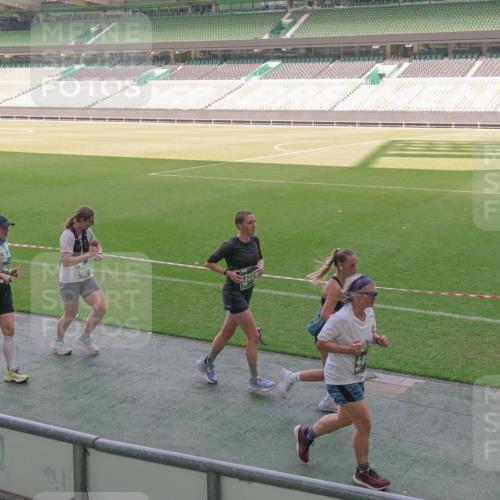 13.09.2026 - 21. swb-Marathon Bremen Michael Burmester http://msf.ph/oto/10340561 13.09.2026 13:21:19 Laufen im Stadion 128, 258, 351, 423, 441, 601, 620, 704, 782, 851, 1060, 1066, 1094, 1129, 1158, 1177, 1316, 1344, 1409, 1417, 1439, 1446, 1518, 1676, 1697, 1729, 1756, 1808, 1815, 1846, 2010, 2028, 2064, 2139, 2201, 2258, 2278, 2349, 2394, 2395, 2414, 2417, 2437, 2501, 2519, 2533, 2551, 2588, 2632, 2652, 2660, 2694, 2695, 2736, 2756, 2793, 2828, 2886, 2954, 2964, 2995, 3004, 3010, 3017, 3018, 3022, 3034, 3035, 3036, 3037, 3070, 3074, 3102, 3139, 3144, 3225, 3264, 3310 meine-sportfotos.de