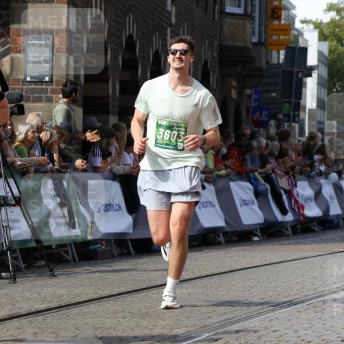13.09.2026 - 21. swb-Marathon Bremen Strokosch-Dieckow http://msf.ph/oto/10340577 13.09.2026 13:26:25 Ziel 1896, 2062, 2666, 2708, 3248, 3516, 4067, 4476, 4723, 4724, 5558, 5701, 5854, 5906, 6605, 6886, 7638, 8361, 8592, 8635, 9266, 9794, 1368, 2779, 3526, 4077, 6375, 6548, 9260 meine-sportfotos.de